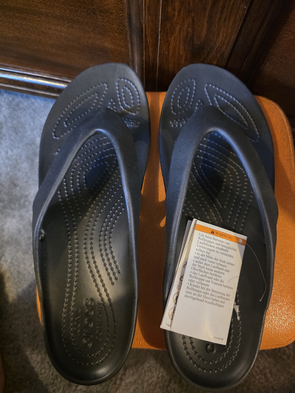 Womens Crocs Kadee II Flip Flop Sandals- Sz 11